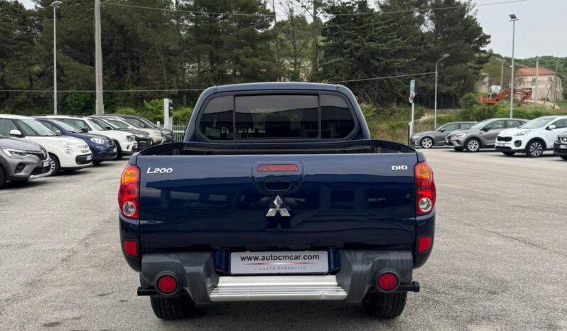 MITSUBISHI L200 2.5 DI-D 136CV Double Cab pieno