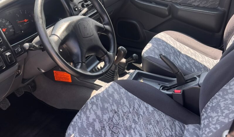 MITSUBISHI L200 2.5 TDI 4WD pieno