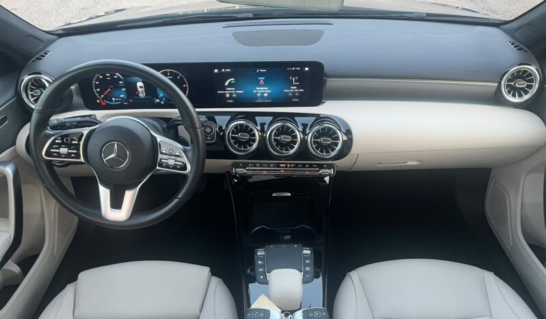 MERCEDES-BENS A 180 d Automatic Sport pieno